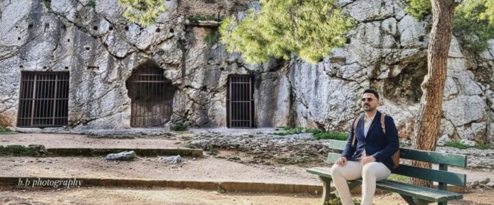 Atina’da Bir Avukat: Sokrates’in Hücresinde Adalet Üzerine Atina’da Bir Avukat: Sokrates’in Hücresinde Adalet Üzerine